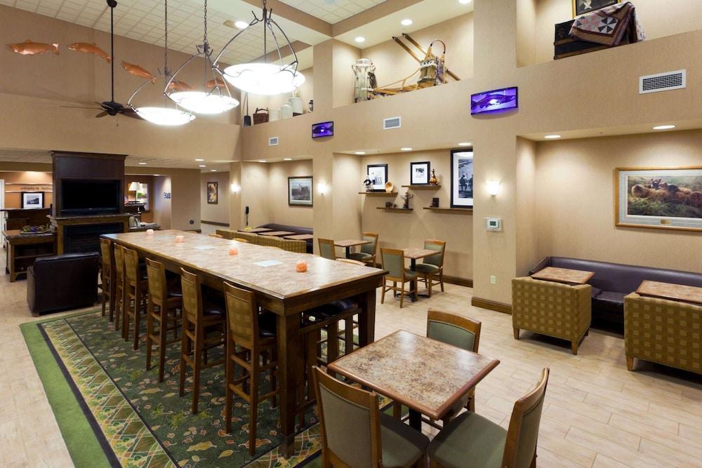 Hampton Inn & Suites Fairbanks Zewnętrze zdjęcie
