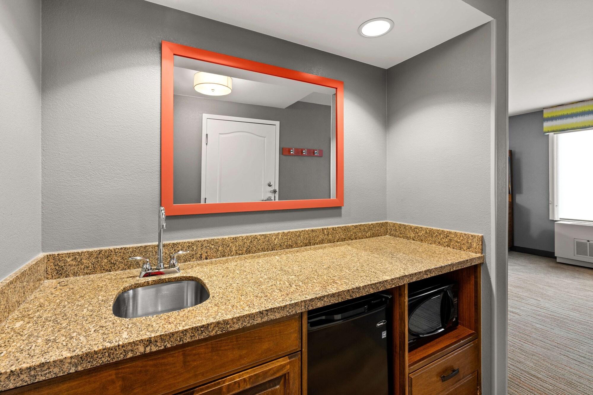 Hampton Inn & Suites Fairbanks Zewnętrze zdjęcie
