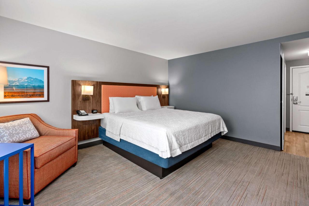 Hampton Inn & Suites Fairbanks Zewnętrze zdjęcie